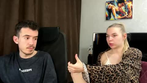 Ester online show from April 2026 06:02:01 PM