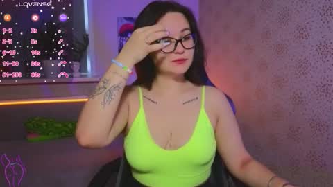 EsterPlayful online show from October 2025 06:47:02 AM