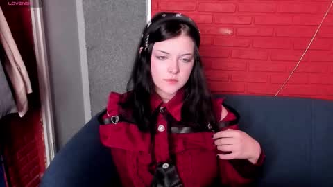 Ester  online show from March 2026 04:01:01 PM