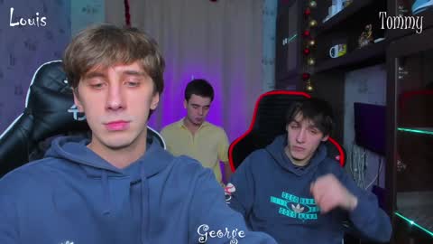 Snapshot of esthetics_boys chatting on January 2025 07:07:01 PM LOUIS online show from January 2025 07:07:01 PM