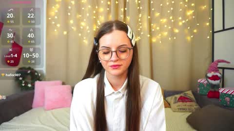 Anna  online show from December 2025 07:10:01 PM