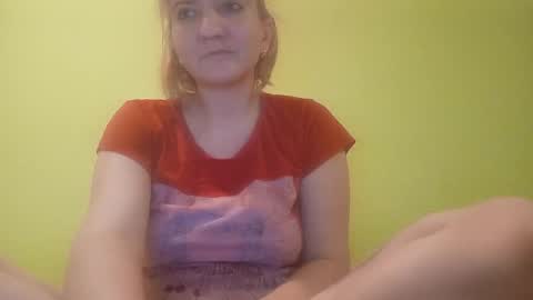 Snapshot of estrellawalters chatting on December 2024 06:18:02 PM estrellawalters online show from December 2024 06:18:02 PM