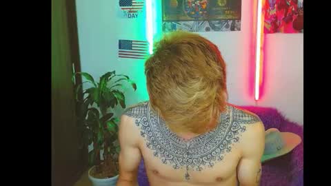 Snapshot of estrellita__jordan chatting on February 2025 01:02:02 AM JORDAN online show from February 2025 01:02:02 AM