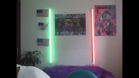 Snapshot of estrellita__jordan chatting on February 2025 05:04:02 PM JORDAN online show from February 2025 05:04:02 PM