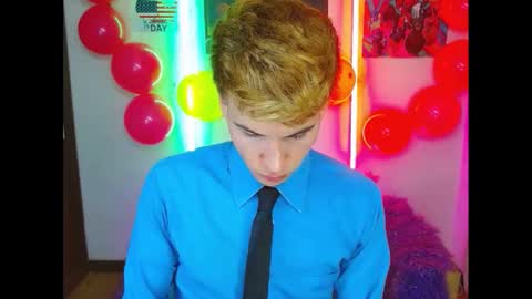 Snapshot of estrellita__jordan chatting on February 2025 09:51:02 AM JORDAN online show from February 2025 09:51:02 AM