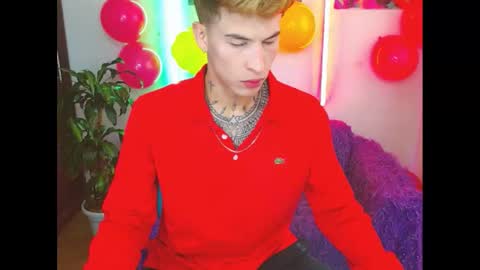 Snapshot of estrellita__jordan chatting on February 2025 01:18:02 PM JORDAN online show from February 2025 01:18:02 PM