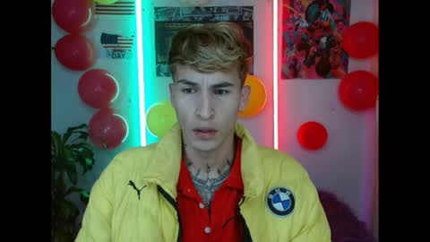 Snapshot of estrellita__jordan chatting on February 2025 08:59:02 AM JORDAN online show from February 2025 08:59:02 AM