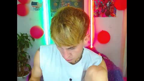 Snapshot of estrellita__jordan chatting on February 2025 03:58:02 AM JORDAN online show from February 2025 03:58:02 AM