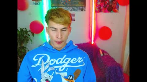 Snapshot of estrellita__jordan chatting on February 2025 07:12:01 AM JORDAN online show from February 2025 07:12:01 AM