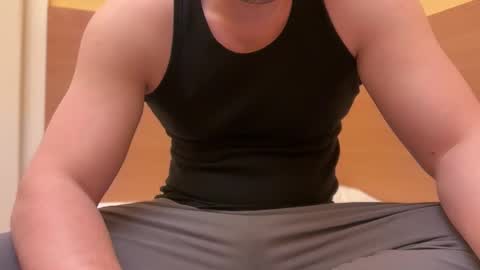 Tom online show from December 2025 10:58:02 PM