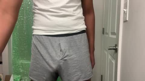 Snapshot of eternalloverboy chatting on January 2025 02:18:01 AM Angel online show from January 2025 02:18:01 AM