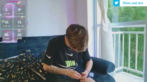 Snapshot of ethan_and_ava chatting on November 2025 01:07:02 PM ethan and ava online show from November 2025 01:07:02 PM