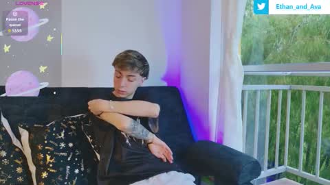 Snapshot of ethan_and_ava chatting on November 2025 12:44:02 PM ethan and ava online show from November 2025 12:44:02 PM