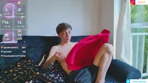 Snapshot of ethan_and_ava chatting on November 2025 02:50:01 PM ethan and ava online show from November 2025 02:50:01 PM