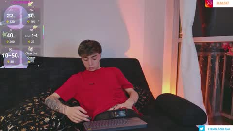 Snapshot of ethan_and_ava chatting on December 2025 01:45:02 AM ethan and ava online show from December 2025 01:45:02 AM