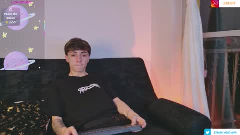 Snapshot of ethan_and_ava chatting on January 2026 02:14:01 AM ethan and ava online show from January 2026 02:14:01 AM