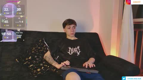 Snapshot of ethan_and_ava chatting on January 2026 02:37:02 AM ethan and ava online show from January 2026 02:37:02 AM