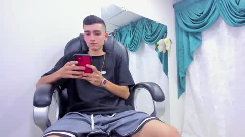 Snapshot of ethan_boy_ chatting on January 2025 11:02:01 PM Ethan online show from January 2025 11:02:01 PM