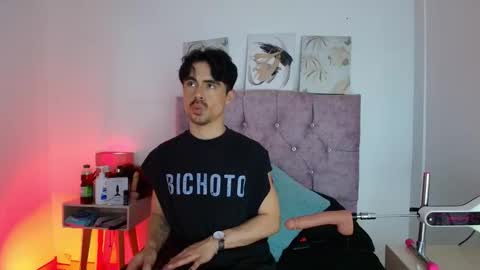 ethan  online show from March 2026 03:31:01 AM