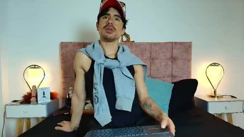 ethan  online show from April 2026 08:23:01 PM