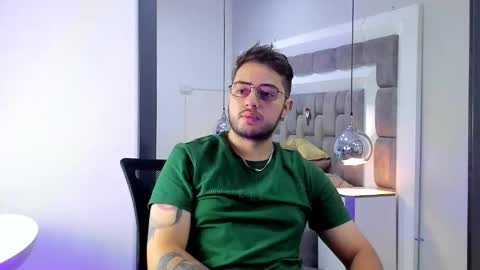 ethan_greys online show from November 2025 02:55:01 AM