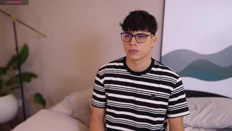 ethan_occonor online show from October 2025 07:01:02 PM