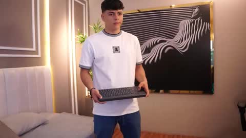 ethan_occonor online show from November 2025 12:31:02 PM