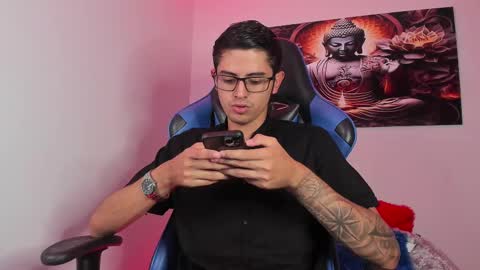 Snapshot of ethan_sai01 chatting on February 2025 06:09:02 PM ETHAN SAI online show from February 2025 06:09:02 PM