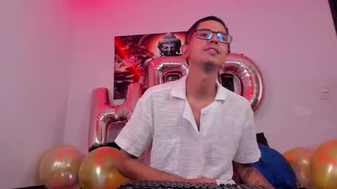 Snapshot of ethan_sai01 chatting on September 2025 06:35:01 PM ETHAN SAI online show from September 2025 06:35:01 PM