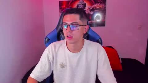 Snapshot of ethan_sai01 chatting on November 2025 06:02:02 AM ETHAN SAI online show from November 2025 06:02:02 AM