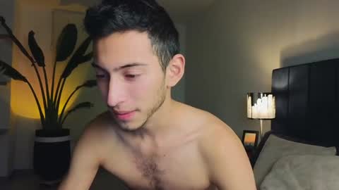 Snapshot of ethan_skiny_ chatting on December 2024 05:04:01 AM Joan online show from December 2024 05:04:01 AM