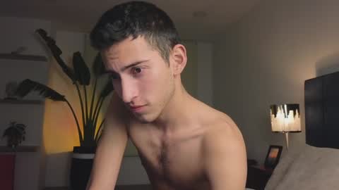 Snapshot of ethan_skiny_ chatting on January 2025 03:46:01 AM Joan online show from January 2025 03:46:01 AM