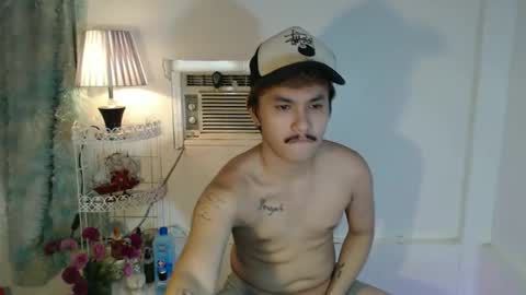 Snapshot of ethan_uwuxx chatting on March 2026 04:50:01 AM DAVE online show from March 2026 04:50:01 AM
