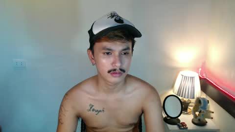 Snapshot of ethan_uwuxx chatting on June 2026 05:30:01 AM DAVE online show from June 2026 05:30:01 AM
