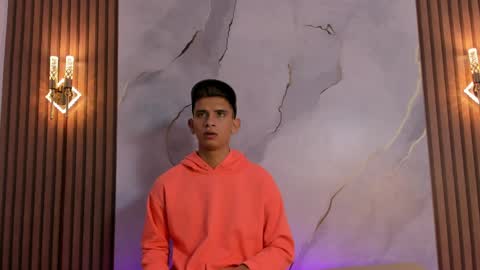 ethanhot_os online show from April 2026 07:03:02 PM