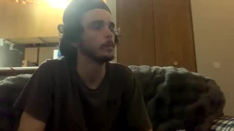 Snapshot of ethb0211 chatting on April 2026 12:15:01 AM ethb0211 online show from April 2026 12:15:01 AM