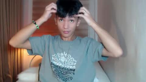 Snapshot of etherealboytoy4hire chatting on December 2025 02:15:01 PM Rey online show from December 2025 02:15:01 PM