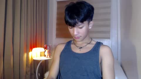 Snapshot of etherealboytoy4hire chatting on December 2025 10:33:01 AM Rey online show from December 2025 10:33:01 AM