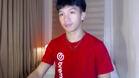 Snapshot of etherealboytoy4hire chatting on January 2026 06:40:01 AM Rey online show from January 2026 06:40:01 AM