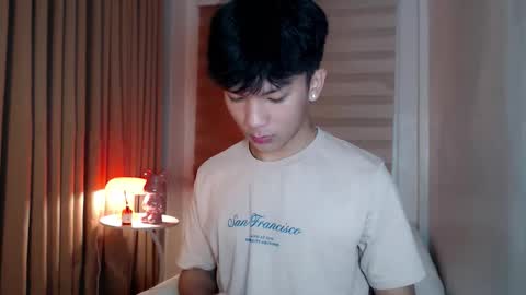 Snapshot of etherealboytoy4hire chatting on February 2026 05:13:02 PM Rey online show from February 2026 05:13:02 PM