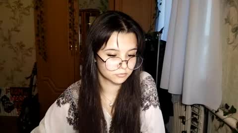 Snapshot of eugeniecarrubba chatting on June 2026 01:25:02 PM Lily 1st day online show from June 2026 01:25:02 PM