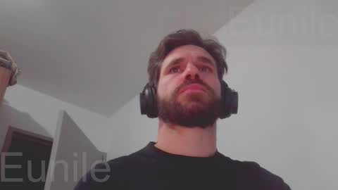 Snapshot of eunile chatting on October 2025 05:33:02 PM eunile online show from October 2025 05:33:02 PM