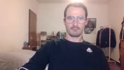 Snapshot of europe_bang chatting on December 2025 06:35:02 PM Andrea online show from December 2025 06:35:02 PM