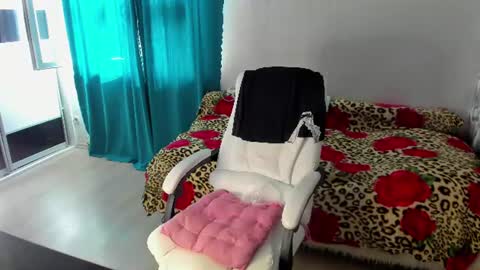 Snapshot of eva_7777 chatting on June 2026 08:39:01 AM Eva online show from June 2026 08:39:01 AM