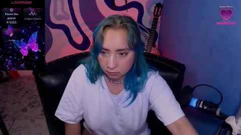 Iris Smile  independent model online show from September 2025 04:34:01 PM