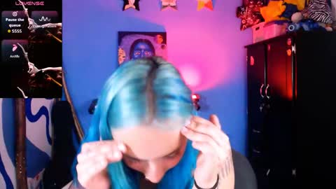 Snapshot of eva_brooks1 chatting on May 2026 05:42:01 PM Iris Smile independent model online show from May 2026 05:42:01 PM