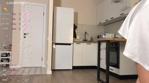 Snapshot of eva_collins_x chatting on December 2025 01:48:02 AM Eva online show from December 2025 01:48:02 AM