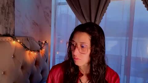 Snapshot of eva_delight_ chatting on November 2025 11:40:02 AM eva delight online show from November 2025 11:40:02 AM