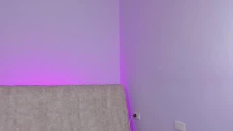 Snapshot of eva_hillss69 chatting on November 2025 08:36:02 PM Eva online show from November 2025 08:36:02 PM