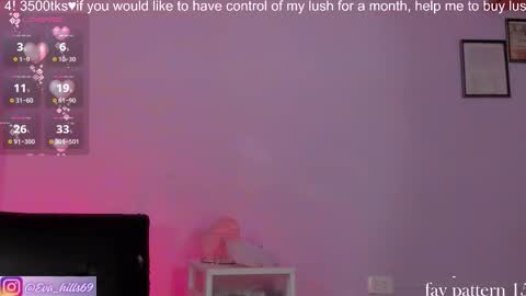 Snapshot of eva_hillss69 chatting on November 2025 11:13:01 AM Eva online show from November 2025 11:13:01 AM